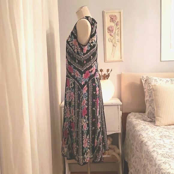Silk Chiffon Dress 16 - Picture 2 of 5